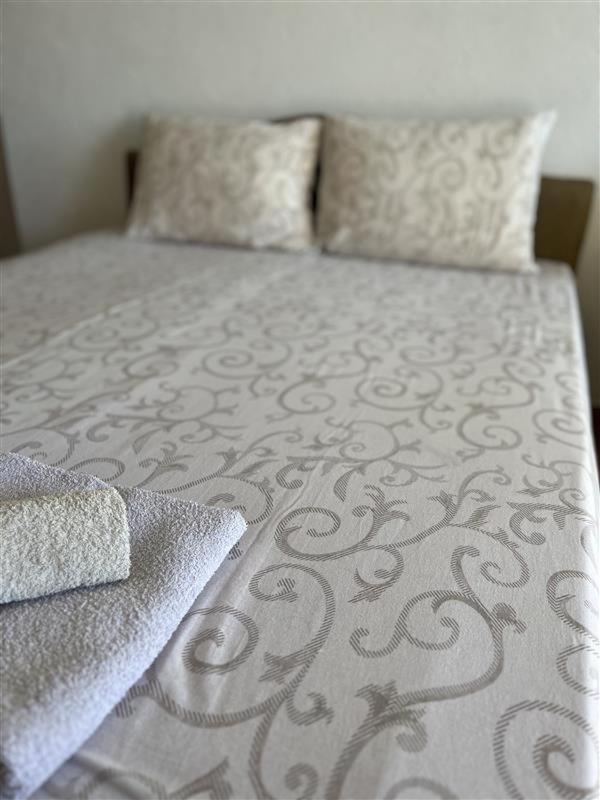 Apartmani Neda Bane Petrovac Buitenkant foto